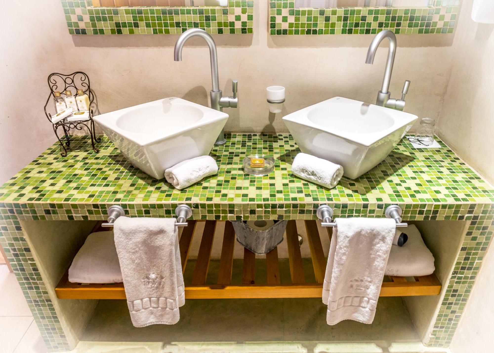 Lirolay Suites - Apart Hotel Bariloche Pokój zdjęcie