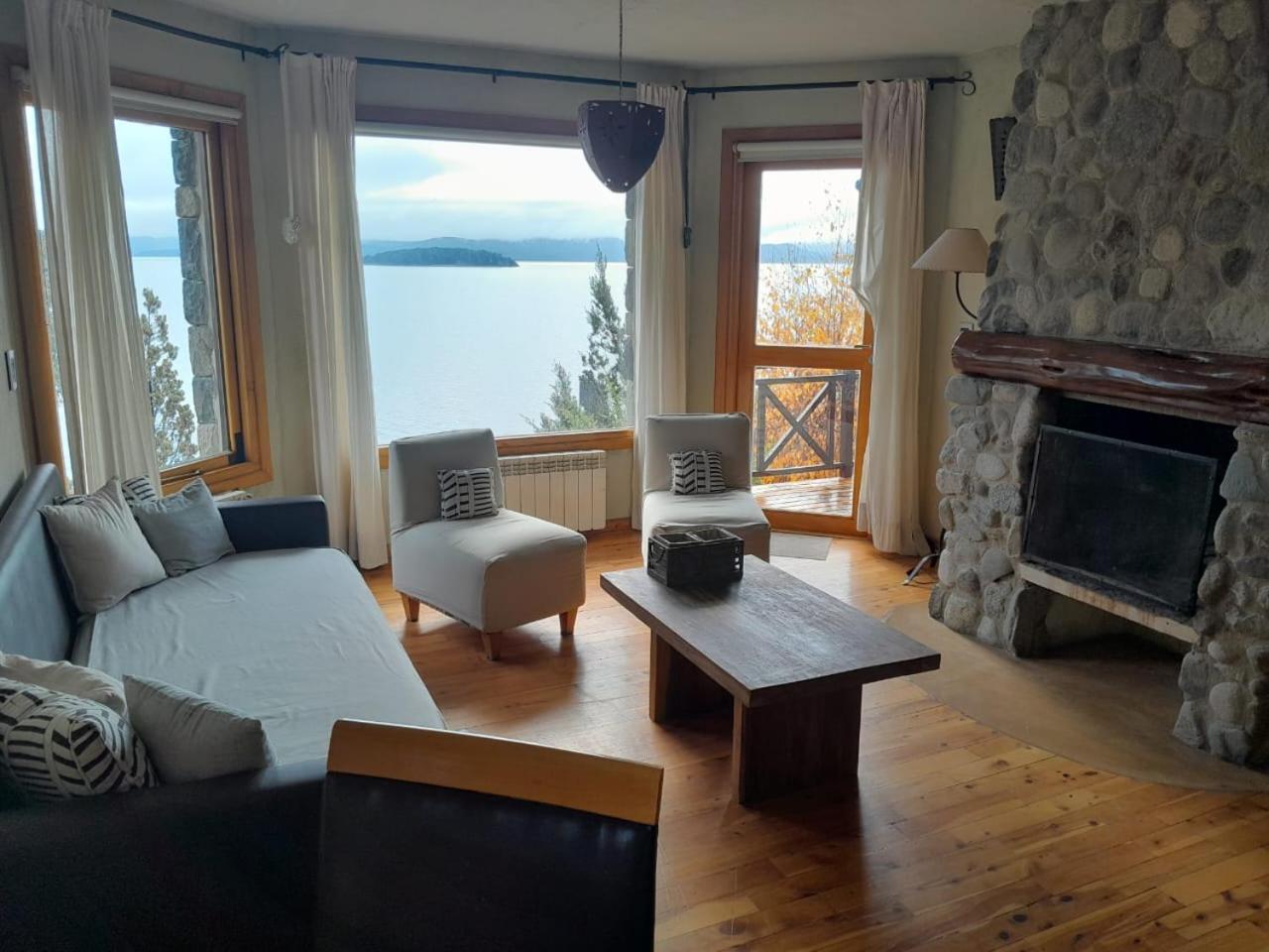 Lirolay Suites - Apart Hotel Bariloche Zewnętrze zdjęcie