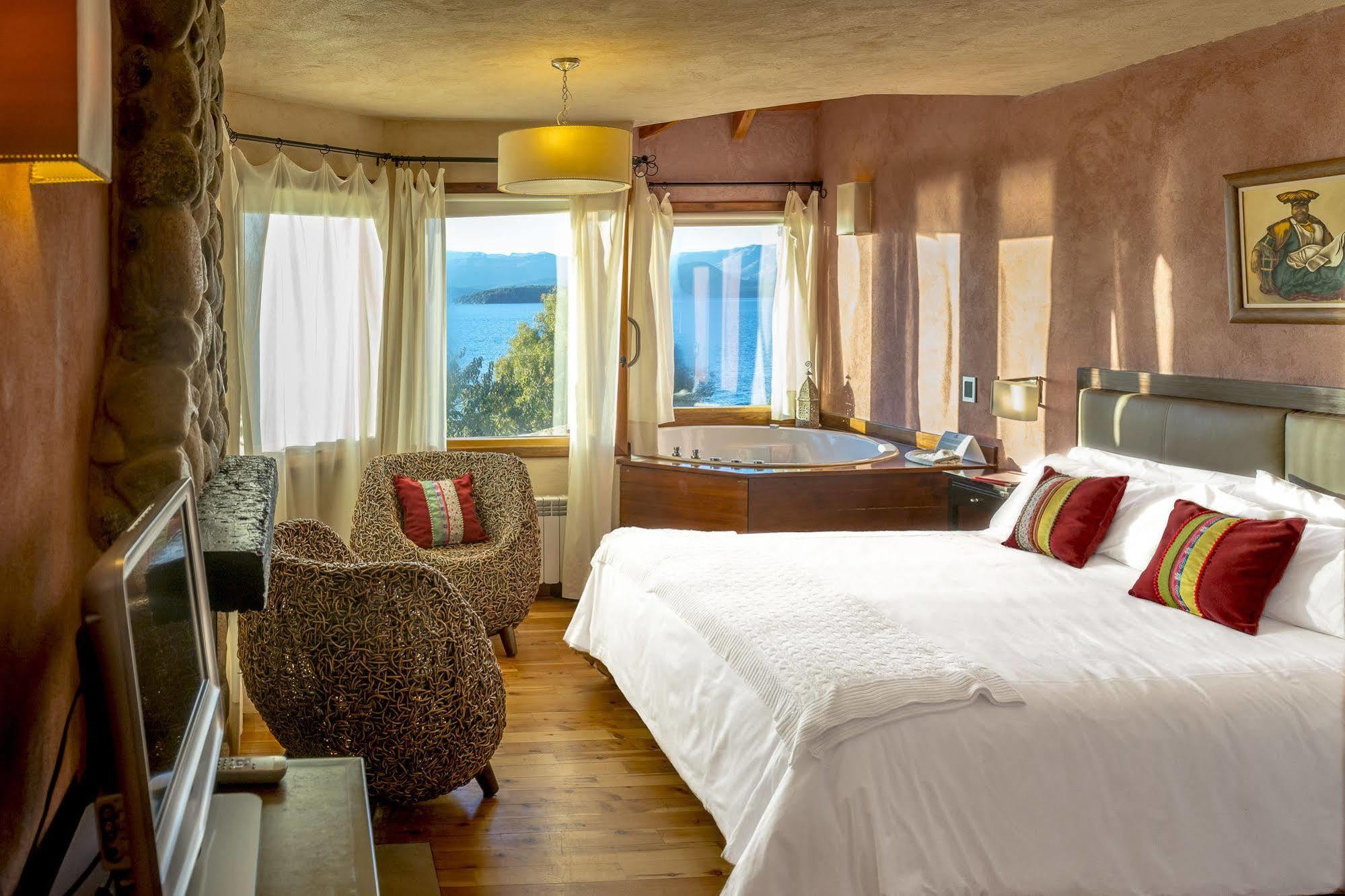 Lirolay Suites - Apart Hotel Bariloche Zewnętrze zdjęcie